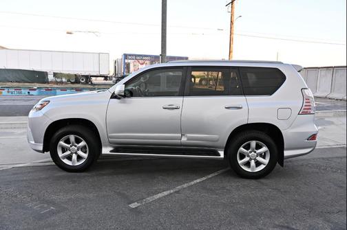 Silver Lining Metallic 2018 Lexus GX 460 Base