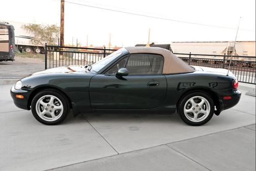 1999 Mazda MX-5 Miata 2D Convertible Touring