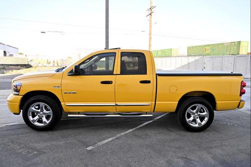 Detonator Yellow 2008 Dodge Ram 1500 SLT Quad Cab