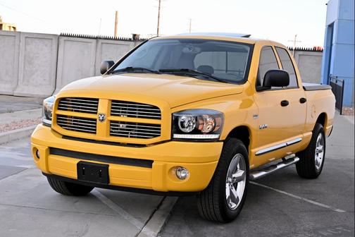 Detonator Yellow 2008 Dodge Ram 1500 SLT Quad Cab