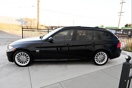 2011 BMW 328 328i Sport Wagon xDrive