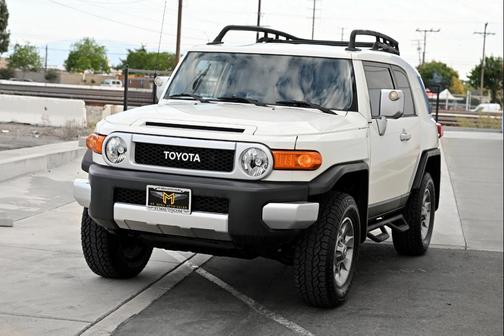 2013 Toyota FJ Cruiser Base