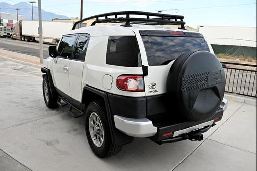 2013 Toyota FJ Cruiser Base
