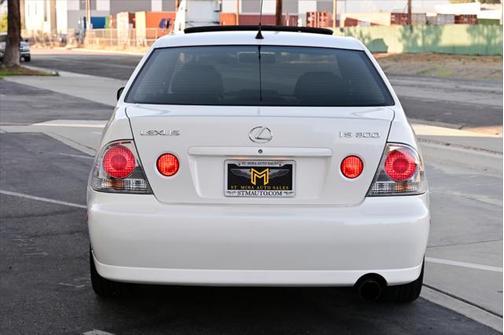 2001 Lexus IS 300 Base