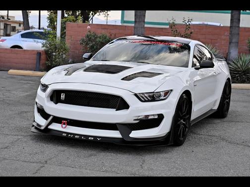 2018 Ford Shelby GT350 Base