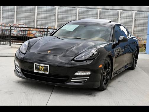 2012 Porsche Panamera 4S