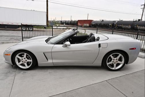 2005 Chevrolet Corvette Base