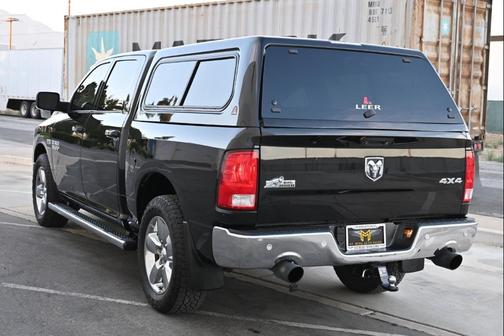 Brilliant Black Pearl 2017 RAM 1500 Big Horn