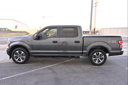 Magnetic Gray Metallic 2019 Ford F-150 XL