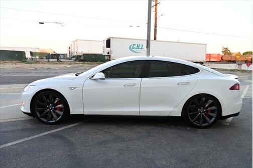 2015 Tesla Model S P90D