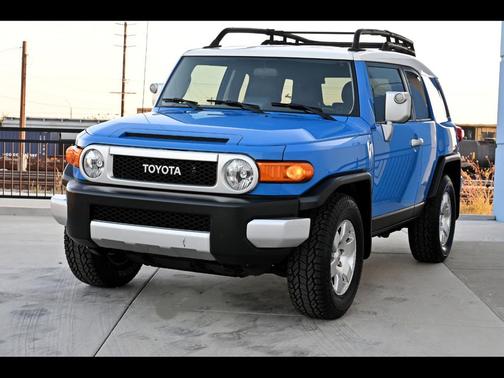 2008 Toyota FJ Cruiser Base