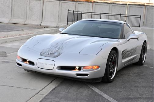Quicksilver Metallic 2003 Chevrolet Corvette Base
