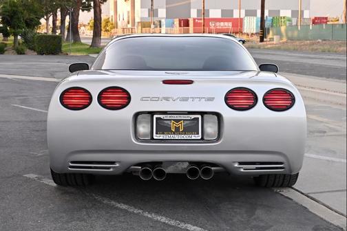 Quicksilver Metallic 2003 Chevrolet Corvette Base
