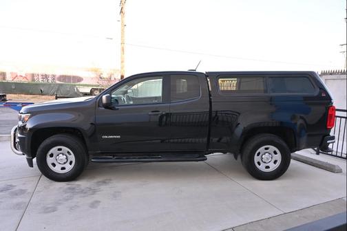 Black 2017 Chevrolet Colorado WT