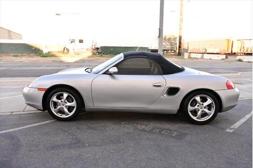 2001 Porsche Boxster Base