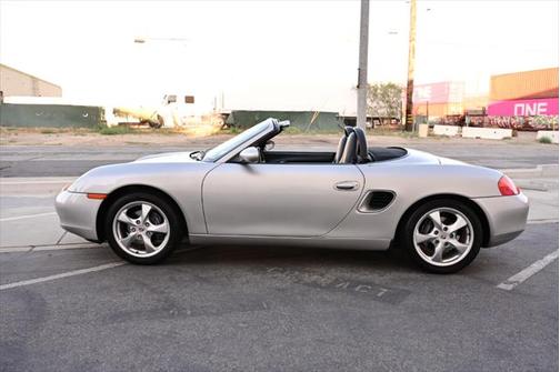 2001 Porsche Boxster Base