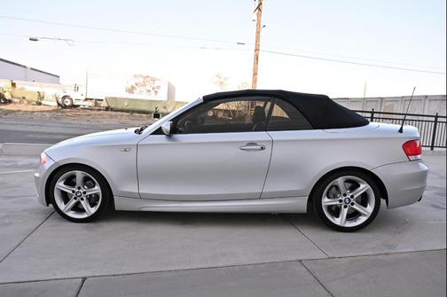 Titanium Silver Metallic 2008 BMW 135 135i 6MT Convertible