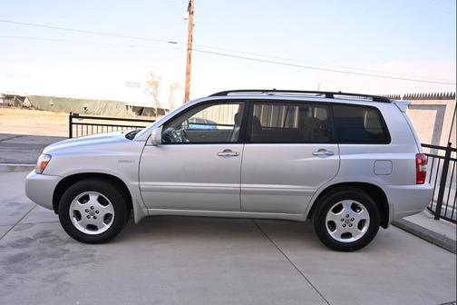 Silver Metallic 2006 Toyota Highlander Sport