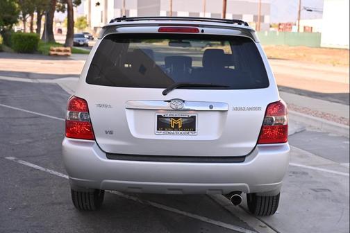 Silver Metallic 2006 Toyota Highlander Sport