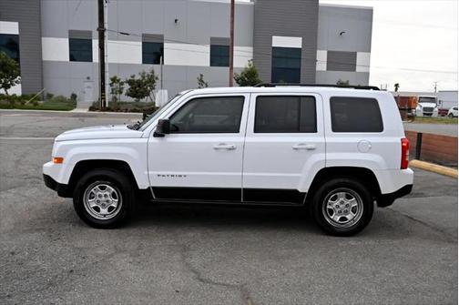 2017 Jeep Patriot Sport