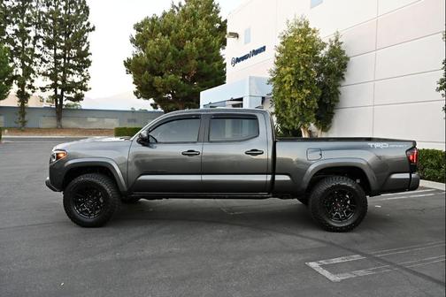 2016 Toyota Tacoma TRD Sport