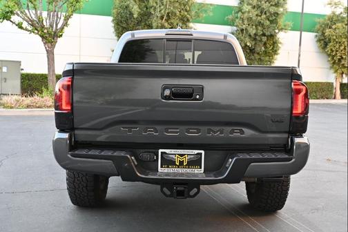 2016 Toyota Tacoma TRD Sport