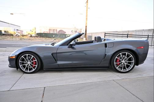 Cyber Gray Metallic 2013 Chevrolet Corvette 427