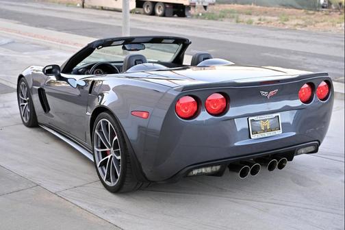 Cyber Gray Metallic 2013 Chevrolet Corvette 427