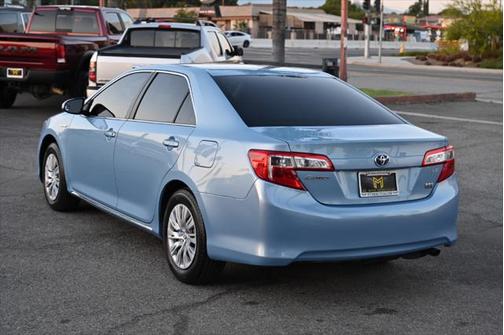 2012 Toyota Camry Hybrid LE