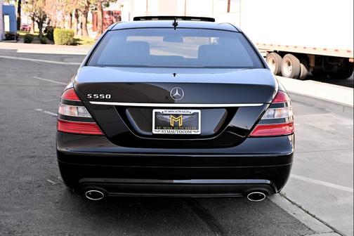 2008 Mercedes-Benz S-Class 550 Sedan