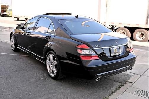 2008 Mercedes-Benz S-Class 550 Sedan