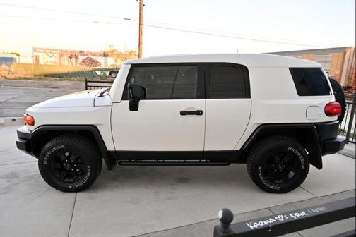 2008 Toyota FJ Cruiser Base