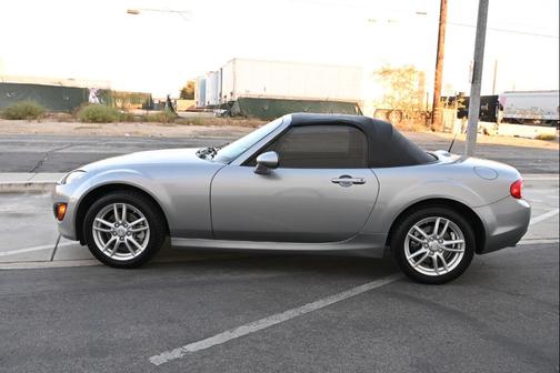 2009 Mazda MX-5 Miata Sport