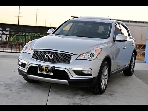 2017 INFINITI QX50 Base
