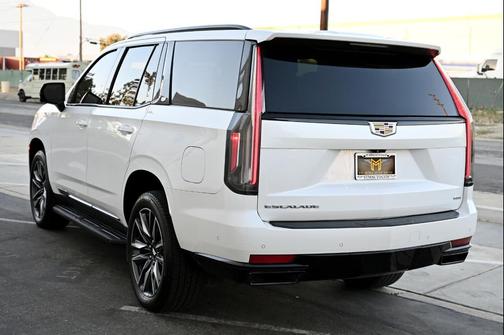 2021 Cadillac Escalade Sport