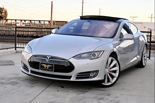 2016 Tesla Model S P90D