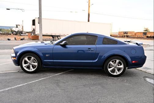 2006 Ford Mustang GT Premium