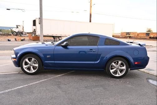 2006 Ford Mustang GT Premium