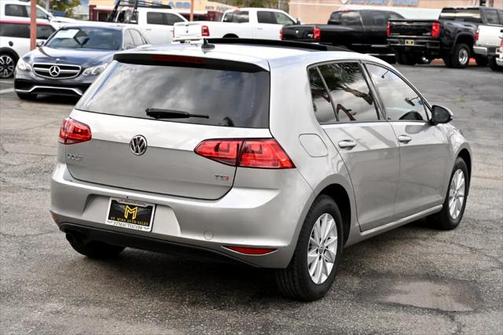 2015 Volkswagen Golf Auto TSI S w/Sunroof