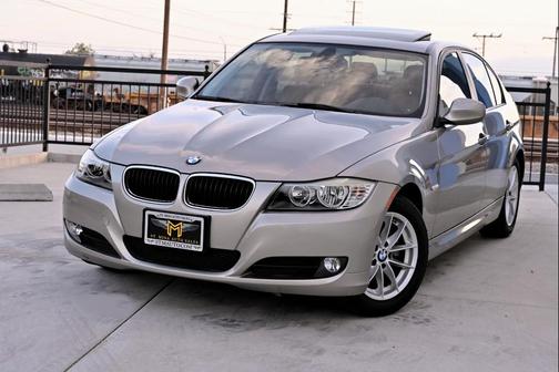 2010 BMW 328 328i Sedan RWD