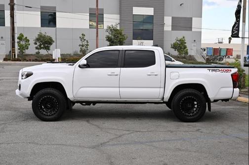 2018 Toyota Tacoma TRD Sport