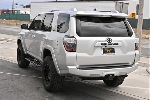 Silver Metallic 2015 Toyota 4Runner SR5