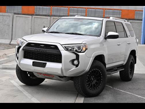 Silver Metallic 2015 Toyota 4Runner SR5