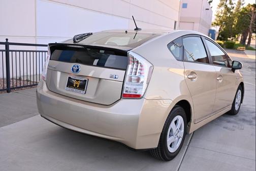 Sandy Beach Metallic 2011 Toyota Prius III