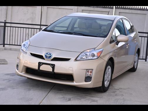 Sandy Beach Metallic 2011 Toyota Prius III