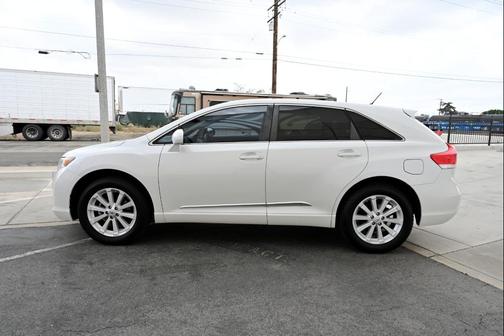 2012 Toyota Venza LE