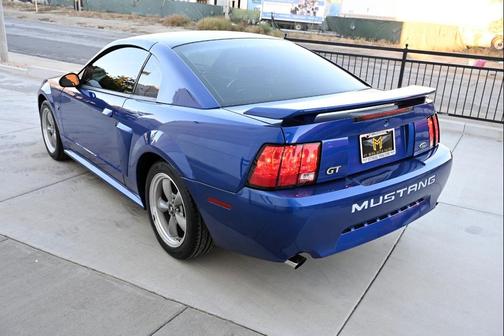 2002 Ford Mustang GT Premium