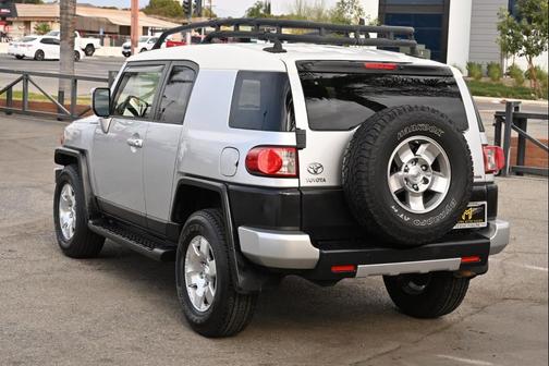 2007 Toyota FJ Cruiser Base