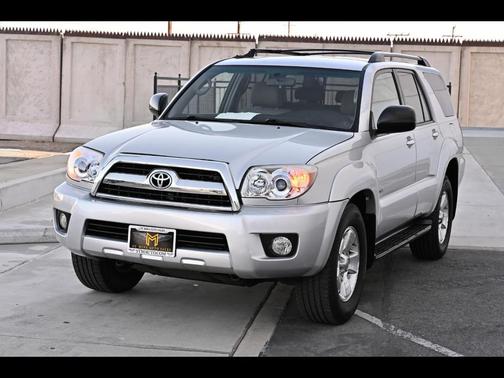 Silver Metallic 2008 Toyota 4Runner SR5