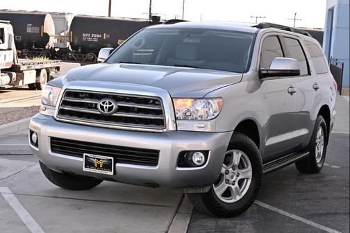 2011 Toyota Sequoia SR5
